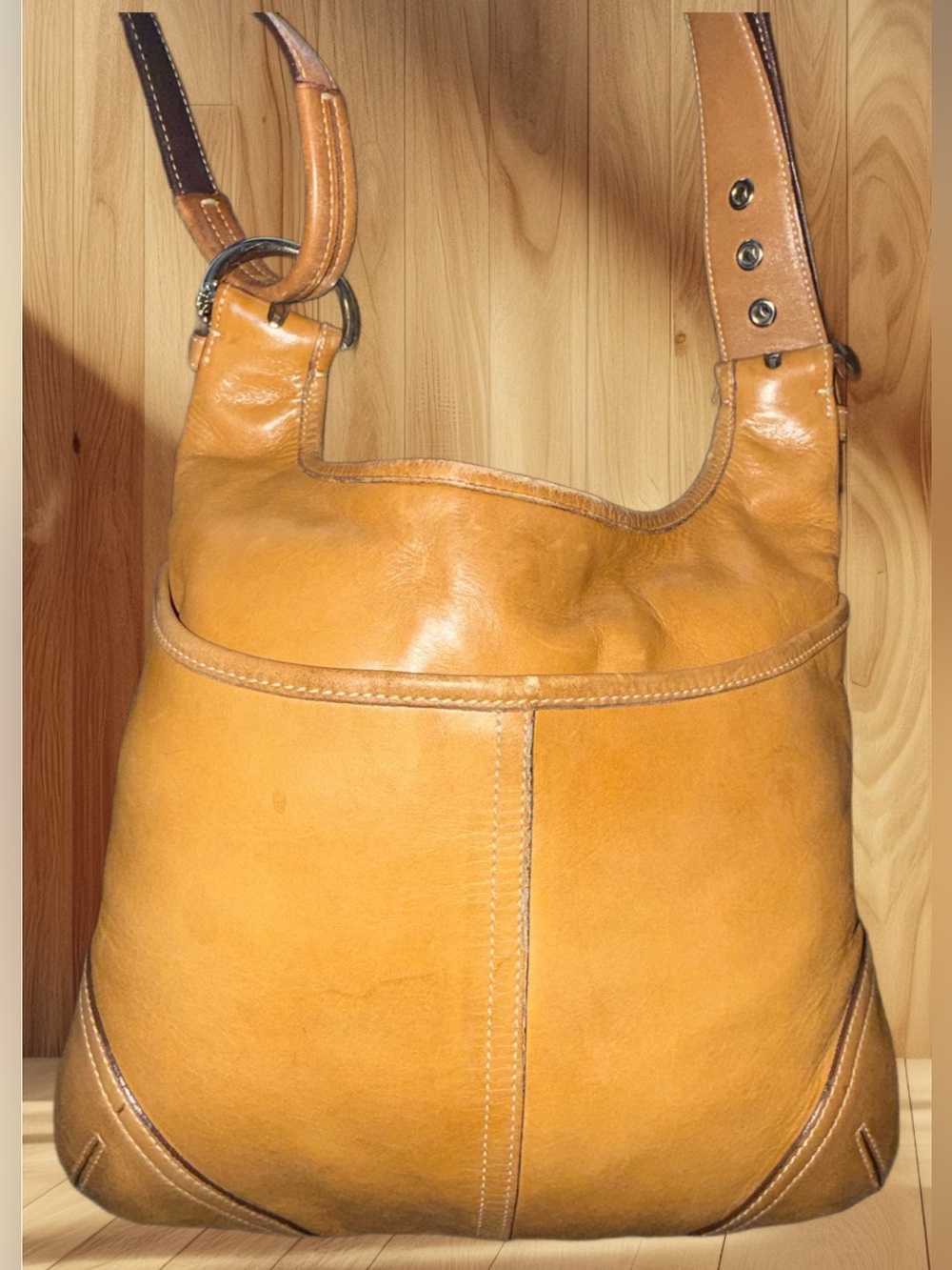Coach 9549 Soho Leather Hobo Shoulder Bag Camel Tan - Picture 3 of 9